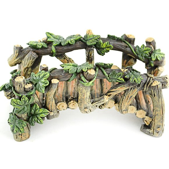 Miniature Bridge Outdoor Garden Display - Picture 1 of 1